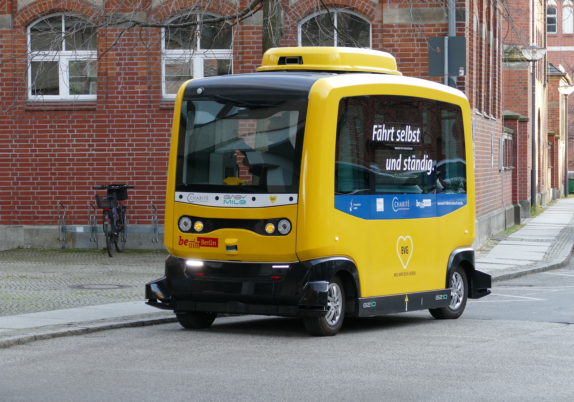 Application des caméras de voiture à la conduite autonome